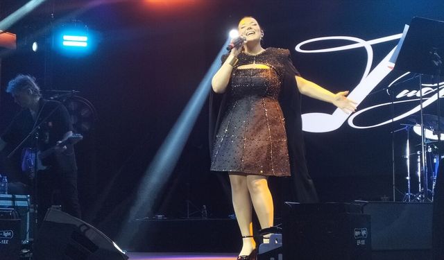 Manavgat'ta oteller konserlerle turizm sezonunu canlandırıyor