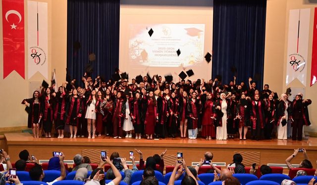 OKÜ'de Hemşirelik Bölümü Yemin Töreni Coşkusu