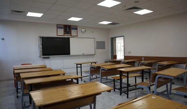 Milyonlarca Öğrenciyi İlgilendiriyor: Okulların Açılmasına Kaç Gün Kaldı?