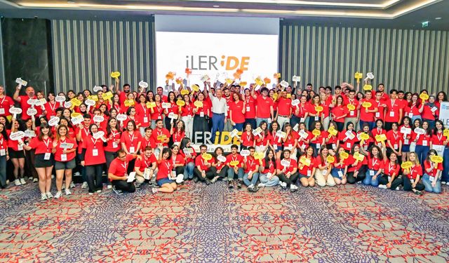 Shell'in İLERİDE programı dördüncü dönem mezunlarını verdi