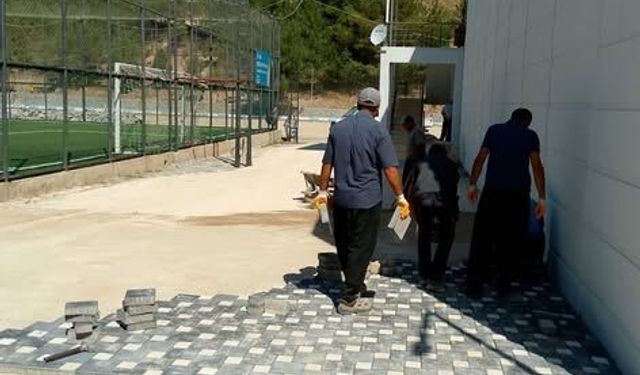 Ellek Belediyesi Spor Alanlarını Yeniliyor