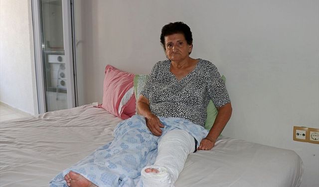 Adana'da alkollü sürücünün neden olduğu kazada kızını kaybeden annenin acısı dinmiyor