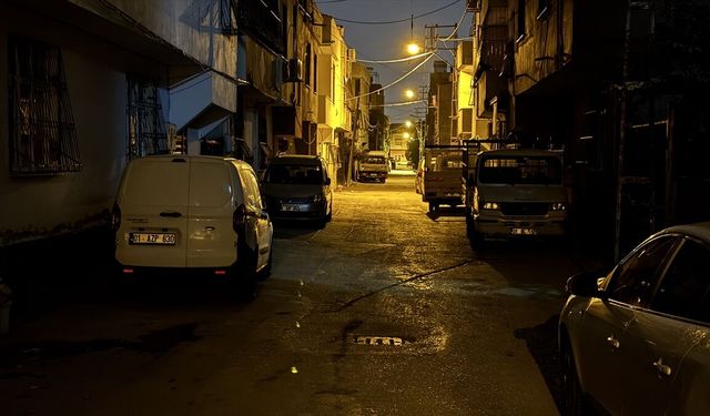 Adana'da silahlı saldırıya uğrayan kadın hayatını kaybetti