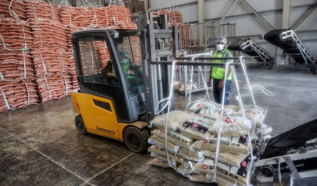 Akdenizli hububat ve bakliyatçılar yılın ilk yarısında 901,3 milyon dolarlık dış satım yaptı