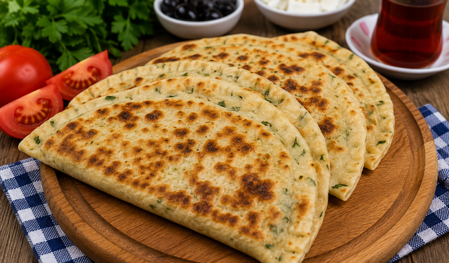 Osmaniye'nin Meşhur D Böreği Lezzeti Damak Çatlatıyor