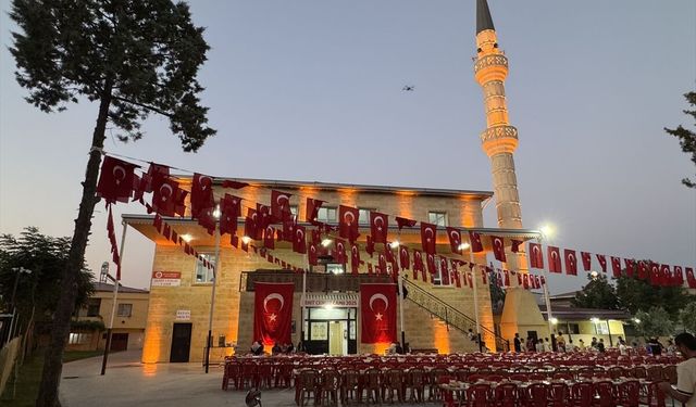 Gaziantep ve Kahramanmaraş'ta 15 Temmuz şehitleri dualarla anıldı