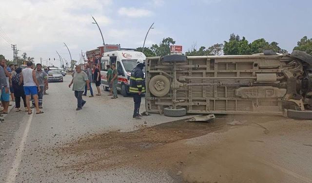 Hatay Arsuz’da İki Aracın Karıştığı Kazada 2 Yaralı