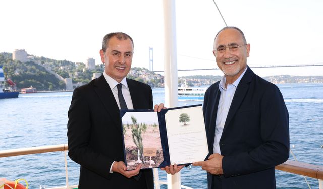 İş Girişim Sermayesi Prof. Dr. Hotamışlıgil'in NAS üyeliğini kutladı