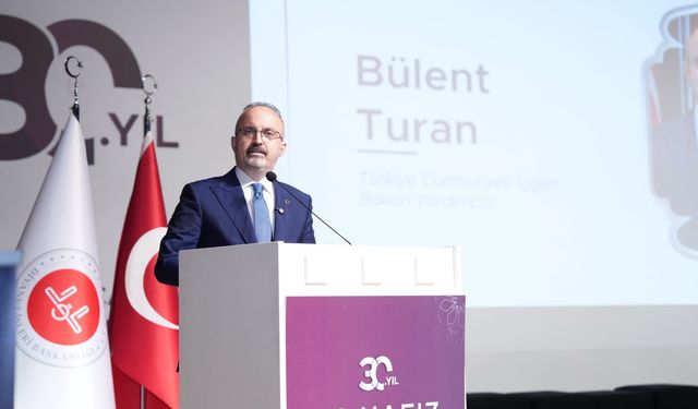 İstanbul’da 33 Hafız İçin İcazet Merasimi Düzenlendi