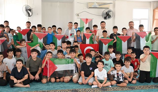 Kadirli’de Filistin Temalı Bilgi Yarışmasına Yoğun İlgi