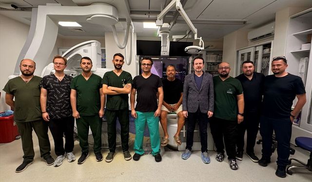 Kalbindeki tıkalı ana damarı ameliyatsız yöntemle açılan hasta sağlığına kavuştu