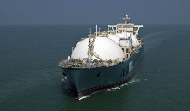 Karpowership'in inisiyatifi Kinetics, ilk yüksek kapasiteli FSRU gemisi LNGT Karadeniz'in inşasına başladı