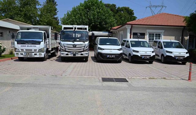 Kemer Belediyesi Araç Filosunu Yeni Araçlarla Güçlendirdi