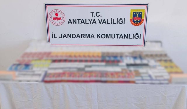 Kemer'de kaçak sigara operasyonu