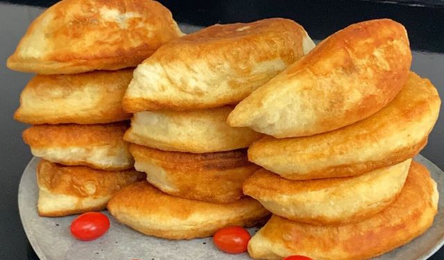Osmaniye Usulü Üç Malzemeli Mayasız Pişi Tarifi