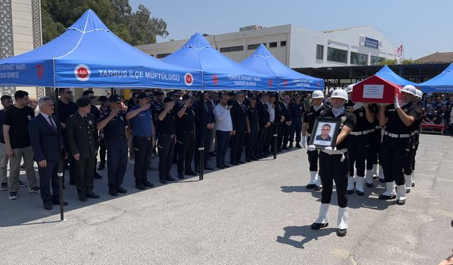 Mersin'de kalp krizi sonucu vefat eden polis için tören düzenlendi