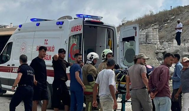 Samandağ’da Kazaya Karışan Sürücü Yaralı Kurtuldu