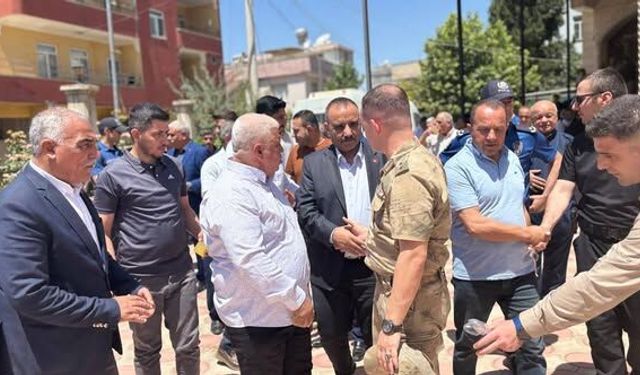 Ceylanpınar’da Şehit Polisler Feyyaz Yumuşak ve Okan Acar Anıldı