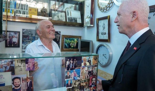 Vali Davut Gül Kasımpaşa’da Esnafla Buluştu