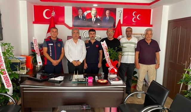 Payas İtfaiye Amirinden MHP İlçe Başkanlığı'na Hayırlı Olsun Ziyareti