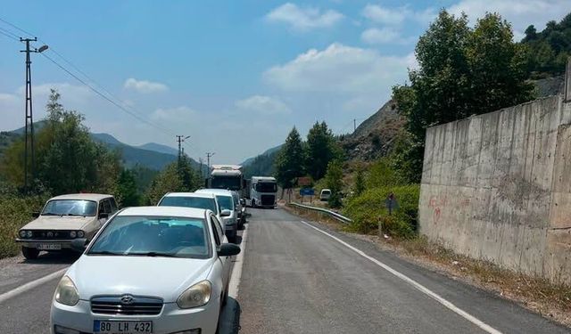 Andırın Kahramanmaraş Yolu Trafiğe Kapatıldı