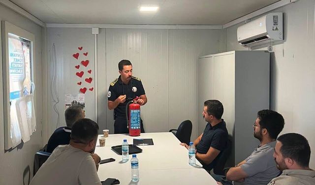 HBB İtfaiyesinden Sağlık Personeline Yangın Eğitimi