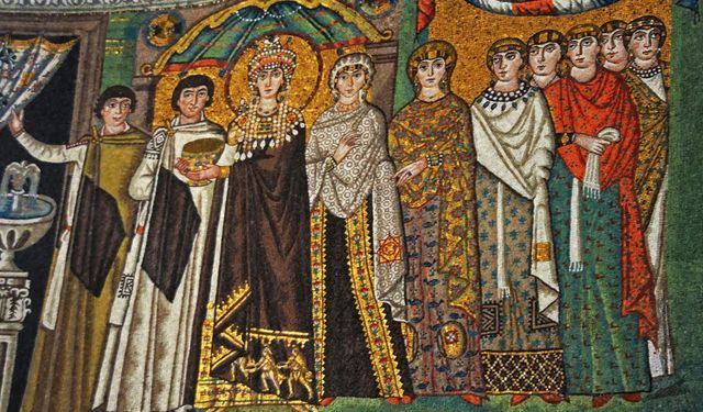 İmparatoriçe Theodora'nın Güçlü ve Tartışmalı Hikayesi