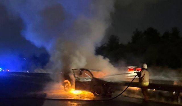 Belen’de Seyir Hâlindeki Araç Alevlere Teslim Oldu