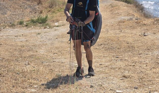 Falezlerden atlayan yamaç paraşütçü, 6 saat 18 dakika havada kaldı