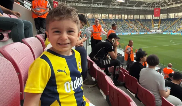 Forması Çıkarılan Küçük Taraftara Fenerbahçe'den Büyük Jest!