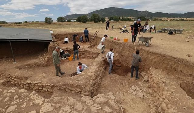 3 bin 400 yıl öncesine ışık tutan keşif! Kurban izleri ortaya çıkarıldı