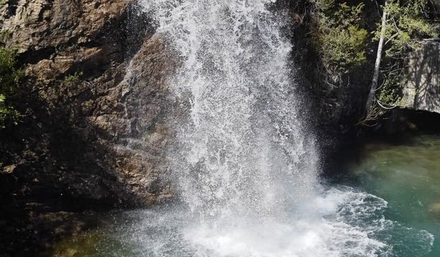 Muğla Gökçay Şelalesi Doğaseverleri Büyülüyor Mu?