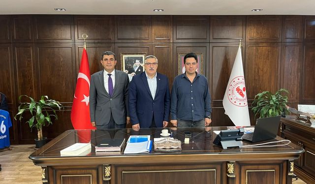 AK Parti Heyeti Samandağ Kaymakamı Dündar'ı Ziyaret Etti