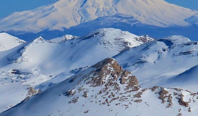 Toroslar'dan Erciyes'e Nefes Kesen Manzara