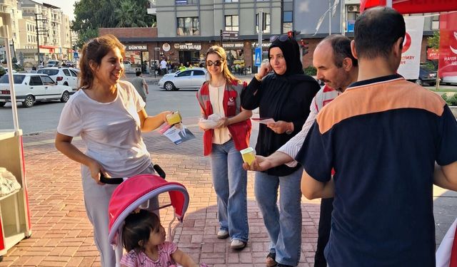 Yeniden Refah’ın Osmaniye Standına Yoğun İlgi