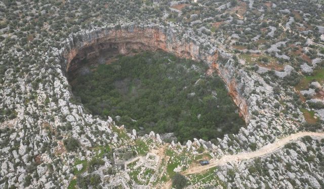 Mersin’de Yer Altında Gizli Bir Dünya Aşağı Dünya Obruğu