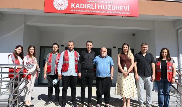 Kadirli’de Huzurevine Dünya Yaşlılar Günü Ziyareti