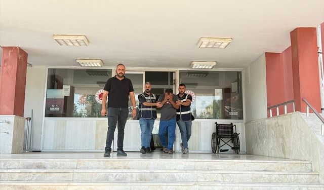 Adana'da üst aramasında uyuşturucu bulunan zanlı tutuklandı