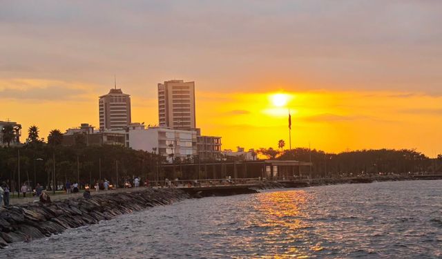 Hatay İskenderun’da Günbatımı Eşsiz Görüntüler Sundu
