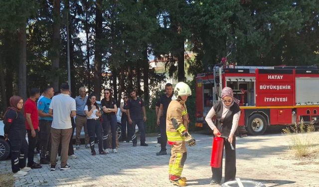 Hatay’da Ambulans Servisi Personeline Yangın Eğitimi Verildi