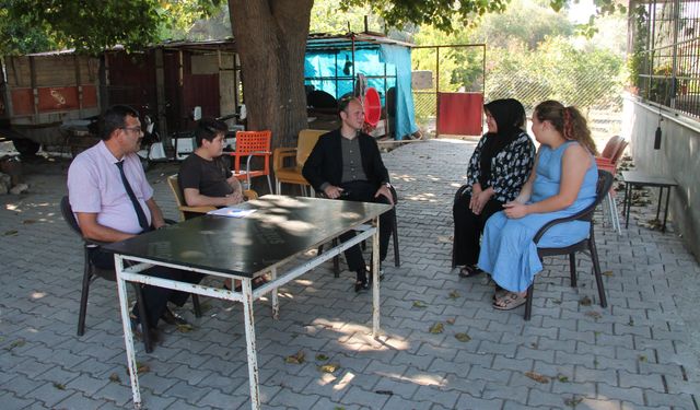 Hatay'da “Yüreğimizdeki Işık Projesi” kapsamında hane ziyareti gerçekleştirildi