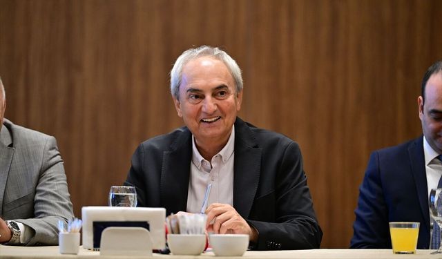 Kepez Belediye Başkanı Kocagöz, Forum X Antalya'ya katıldı