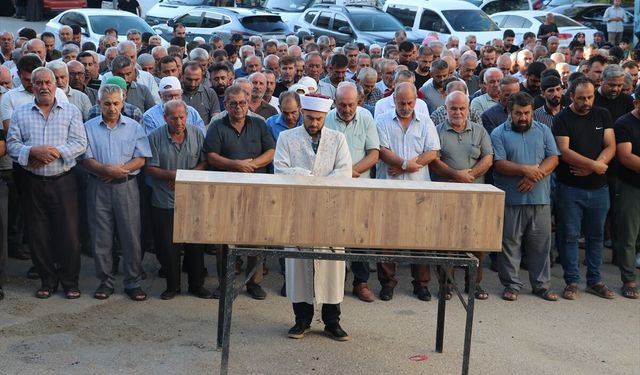 KKTC'deki gemi kazasında hayatını kaybeden Nazmiye Özbolat'ın cenazesi Hatay'da defnedildi