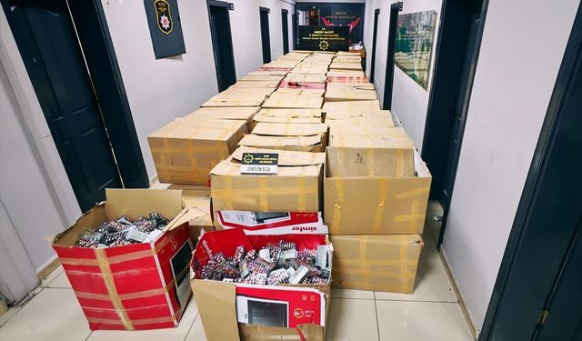 Mersin'de asansör firmasında 2 milyon 296 bin 336 sentetik ecza hapı ele geçirildi