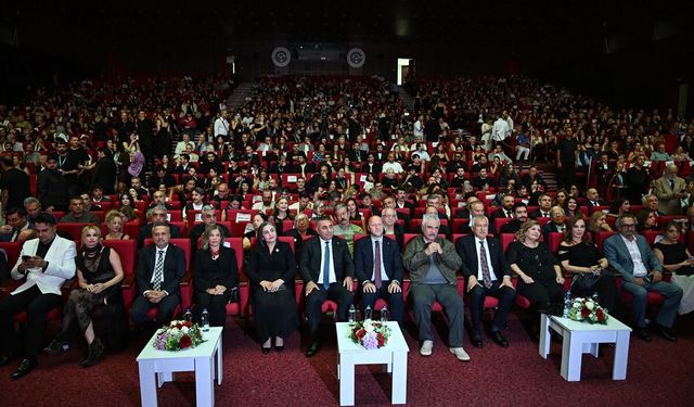 33. Uluslararası Adana Altın Koza Film Festivali'nde ödüller sahiplerini buldu