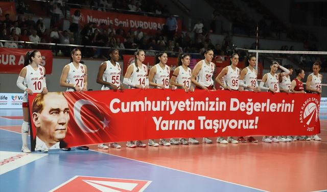 Aras Kargo Spor Kulübü, Sultanlar Ligi'nde Cumhuriyet Bayramı coşkusunu parkeye taşıdı