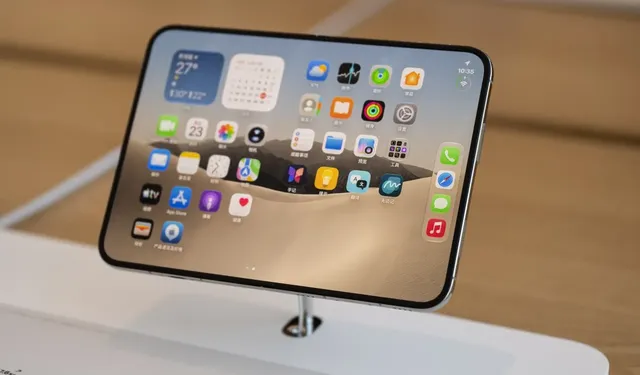 Çin’de iPhone Duo Satışa Çıktı, Mağazalarda Kuyruk Oluştu