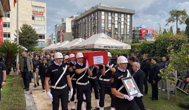 Hayatını kaybeden Muratpaşa Kaymakamı Kara için Antalya'da tören düzenlendi
