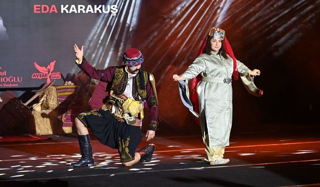 Kumluca'da Zeybeklerden milli mücadele gösterisi