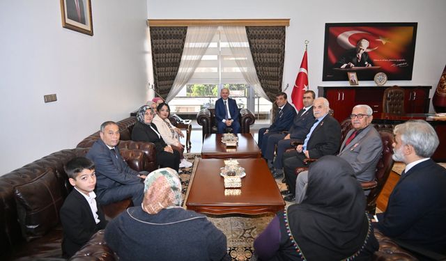 Osmaniye Valisi Serdengeçti, Şehit Ailelerini Ağırladı